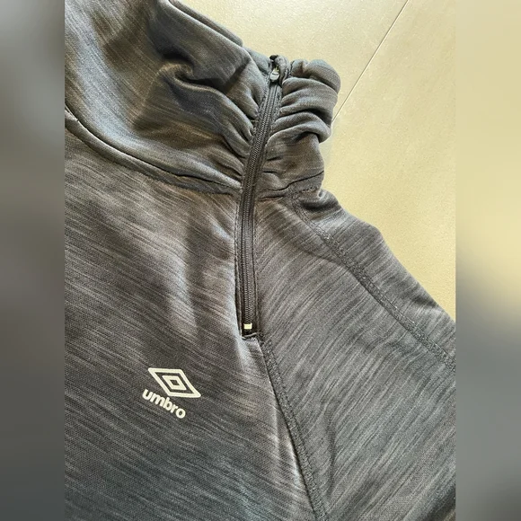 Umbro womens fleece lined turtleneck sweatshirt size large - Picture 2 of 5